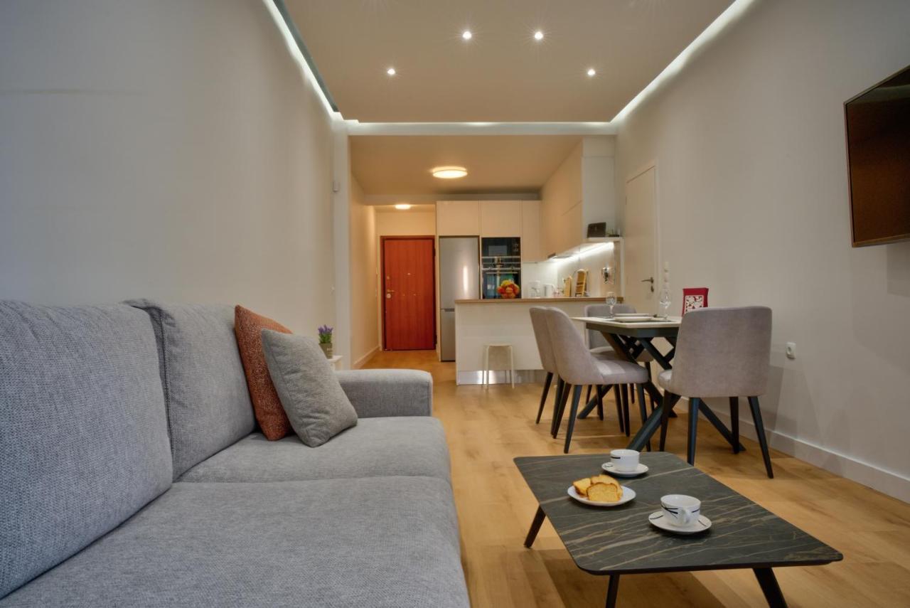 The Cosy Luxurious Seaside Apartment أثينا المظهر الخارجي الصورة